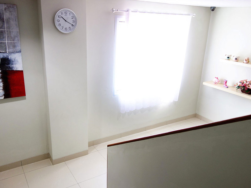 Hallway & Staircase 7