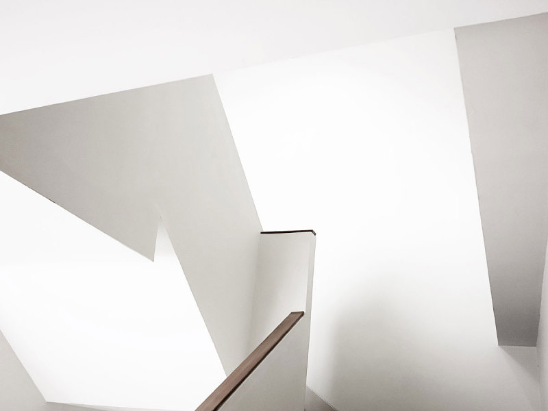 Hallway & Staircase 8
